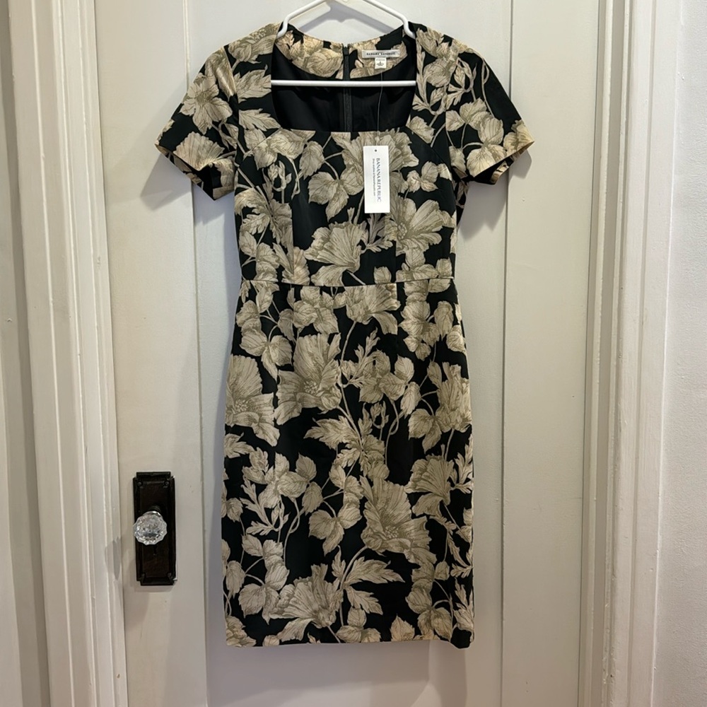 Banana Republic size 2 stretch work dress new floral
